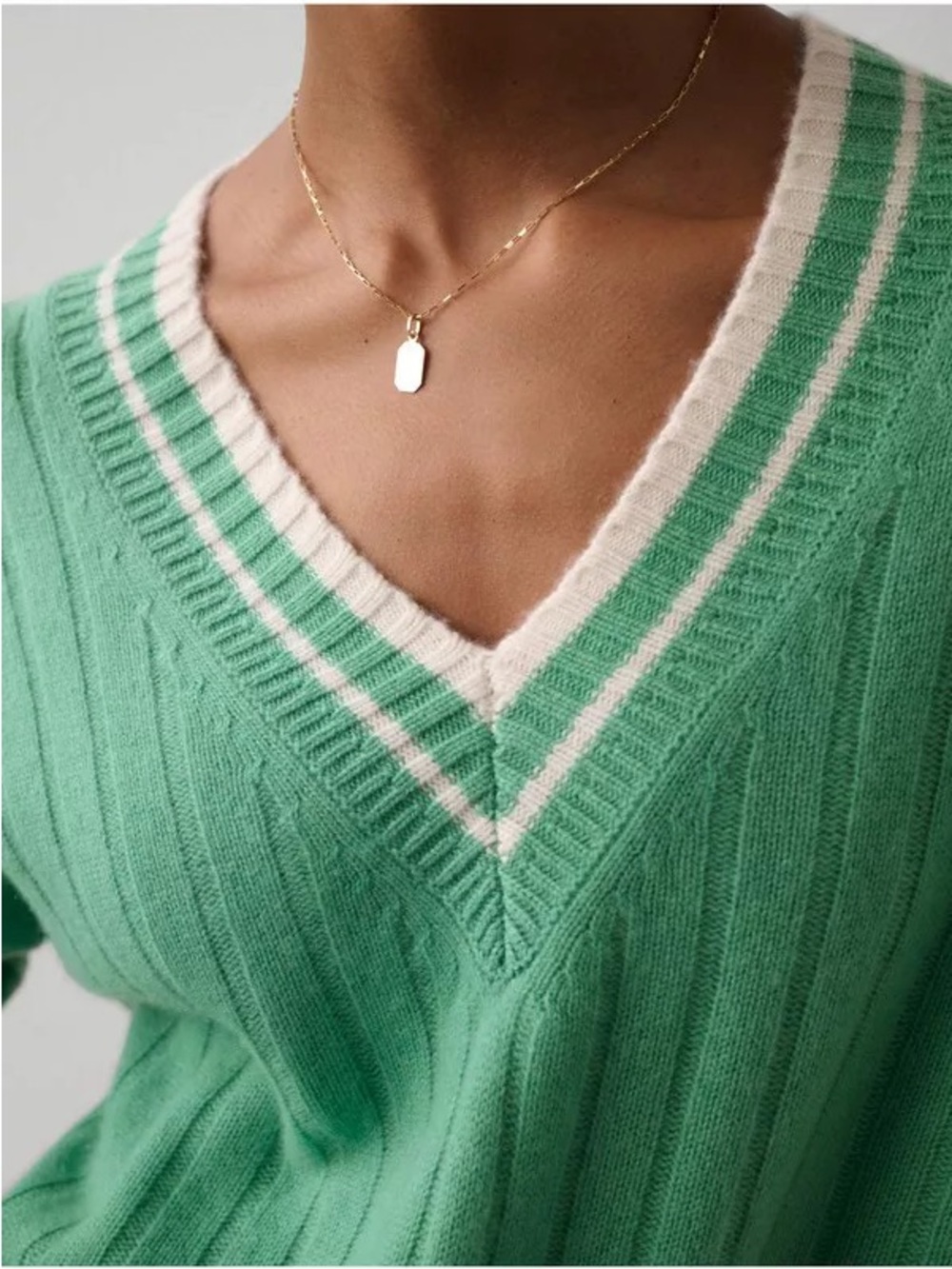 White + Warren 100% Cashmere Varsity Wide Rib Sweater Retro Green White